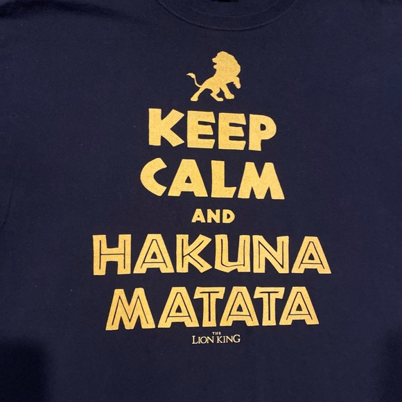 Disney The Lion king Hakuna Matata Shirt - Picture 3 of 5